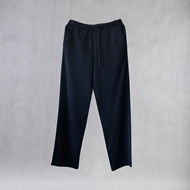 ITIZ Juno pants in black – front view