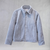 نمای جلو کت Lumiere رنگ طوسی با فرم ساده و تمیز